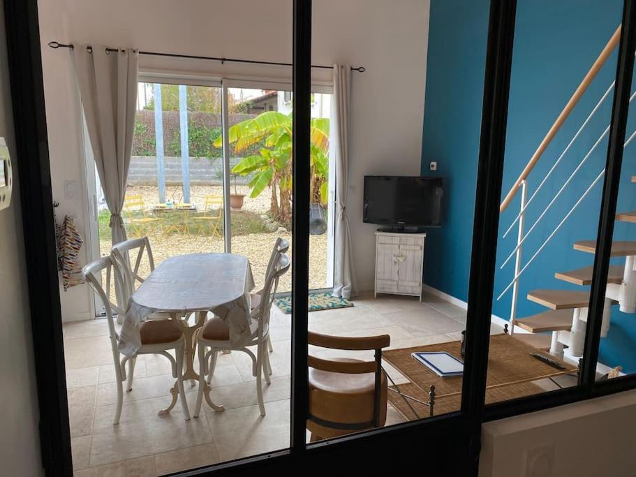 La Cabane De Lily - T2 Classe 3 Etoiles โรชฟอร์ ภายนอก รูปภาพ